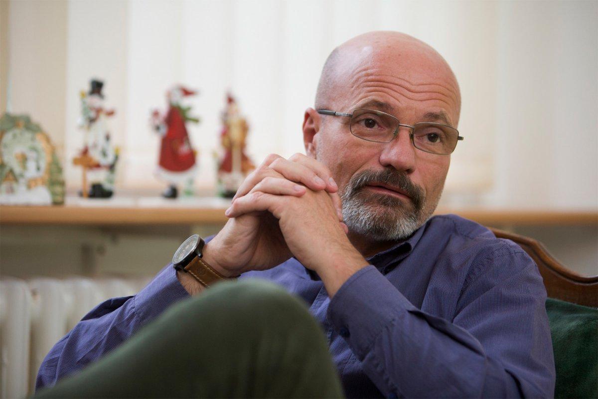 Mindennapi függőségeink! Dr. Zacher Gábor előadása