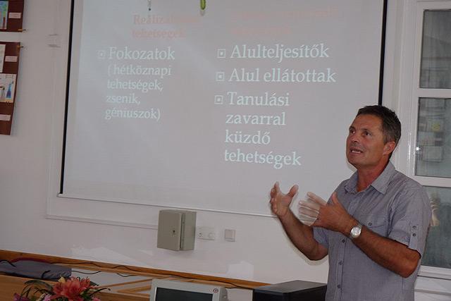 Konferenciák a Kis Bálint Általános Iskolában