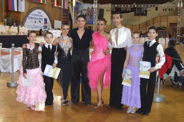 Társastáncosok hazai és nemzetközi sikerei - KNER TSE hírek