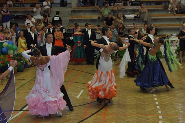 Kner TSE eredmények: 33 döntős helyezés a Zánkai Táncfesztiválon