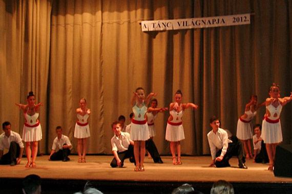 Tánc Világnapi Gálaműsor Gyomaendrődön