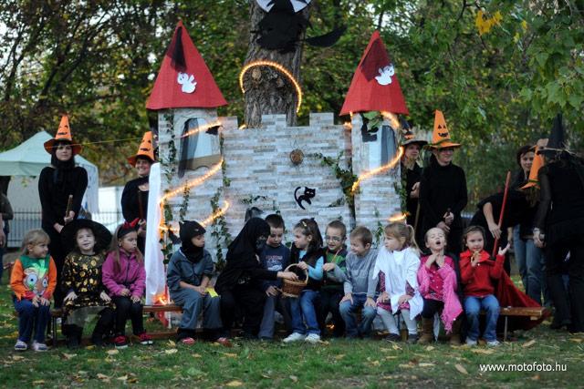 Halloween esti party Vásártéri módra