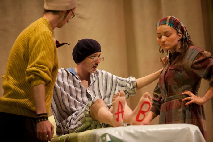 Sokan voltak kíváncsiak a Komédiás Kör előadására