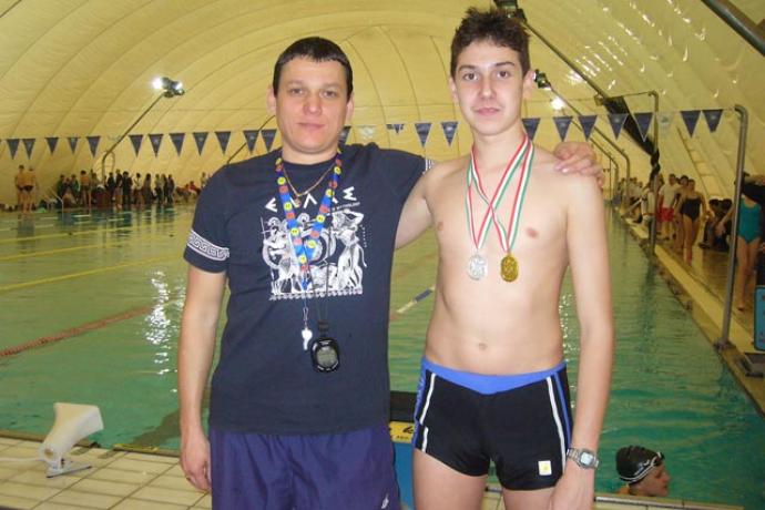 Gönczfalvi Balázs aranyérmes 100m mellúszásban