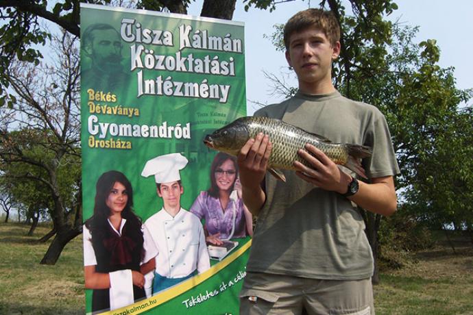 Horogra akadva! - Horgászverseny a Németh-zugi holtágnál