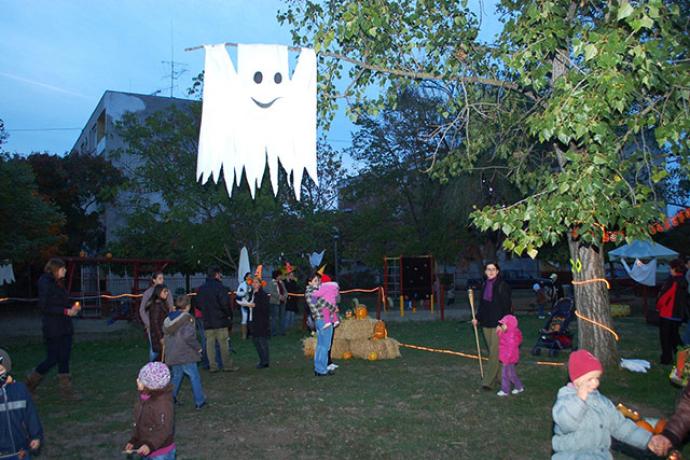 Halloweeni tök jó buli a Vásártéri Oviban és Bölcsiben