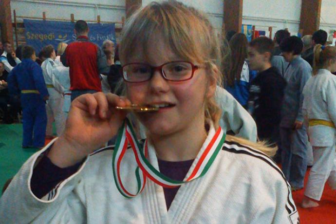Sóczó Rebeka aranyérmes lett Domaszéken