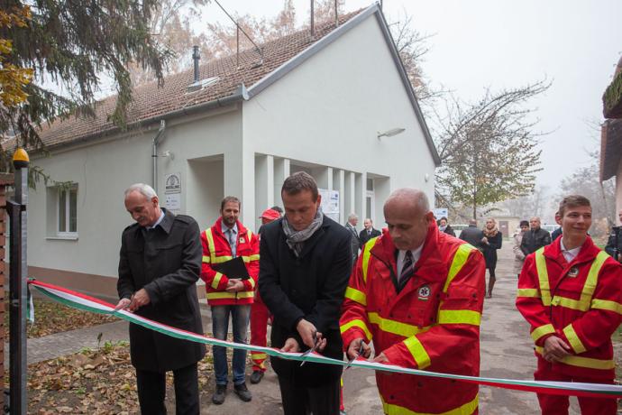 Átadásra került a felújított gyomaendrődi mentőállomás