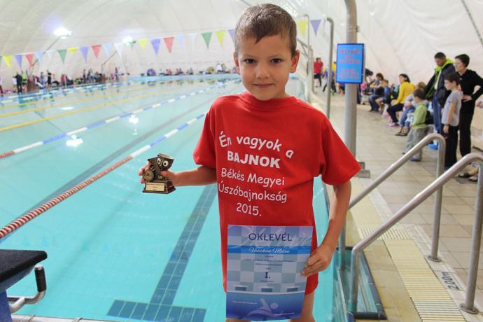 Vaszkán Milán Békés megye úszóbajnoka 2015-ben