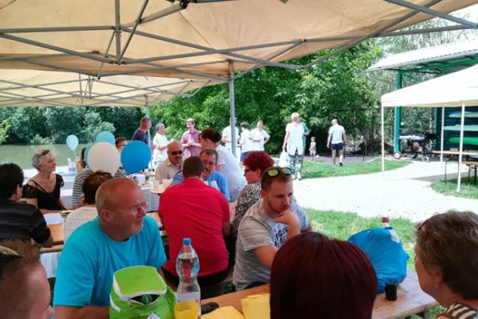 Kerti partival ünnepelt a Körös Kajak