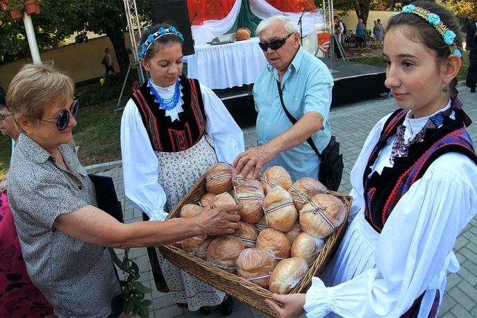 Szent István napi ünnepség és kenyérszentelés Gyomaendrődön
