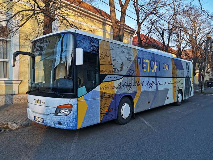 Petőfi-busz Gyomaendrődön