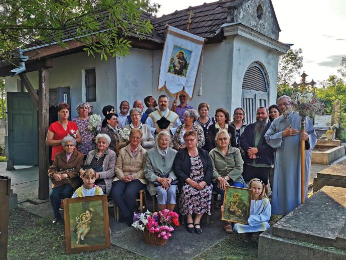 Ünnepség és liliomszentelés a gyomaendrődi Szent Antal kenyérsütőháznál