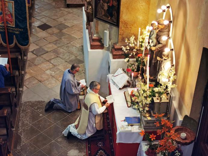 Szent Antal-napi ünnepség és liliomszentelés