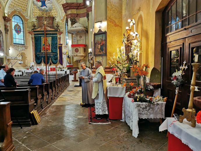 Szent Antal-napi ünnepség és liliomszentelés