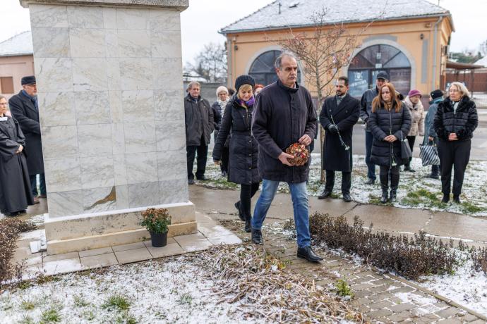 Megemlékezés a Szovjetunióba hurcoltak emléknapján Gyomán