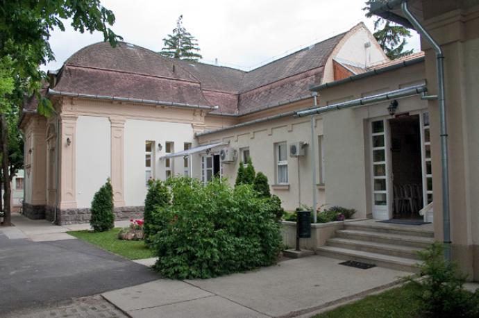 Szakrendelő Intézet