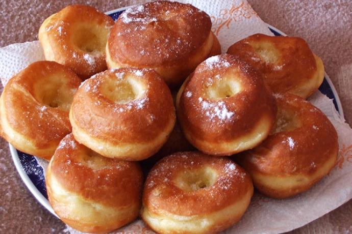 Fánk - Hungarian Doughnuts