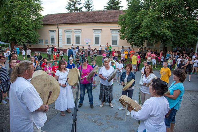 Szabad Madár Táltos Dobkör