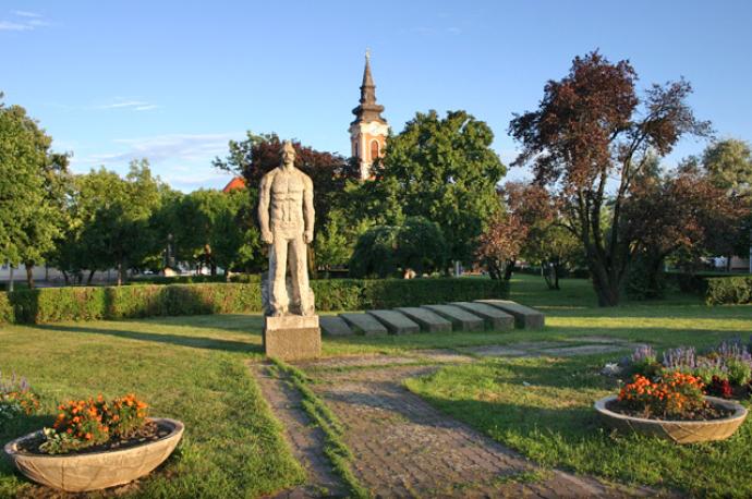 Csendőrsortűz emlékmű