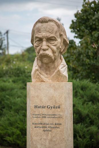 Győző Határ Sculpture