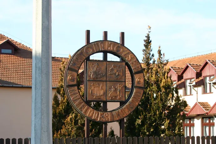 Kültéri plasztika