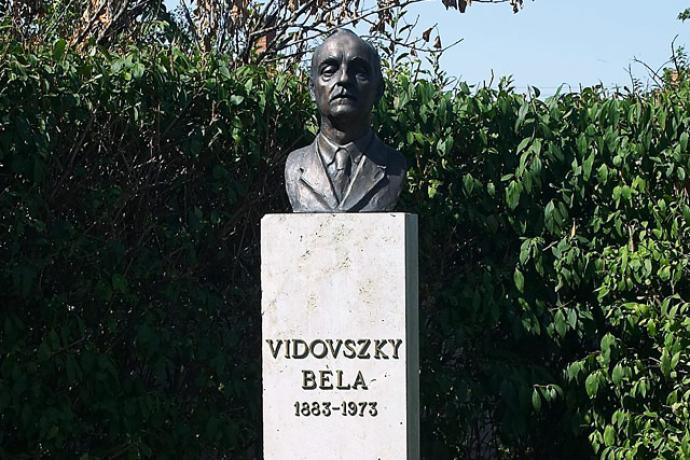 Vidovszky Béla mellszobor Vidovszky Béla mellszobor