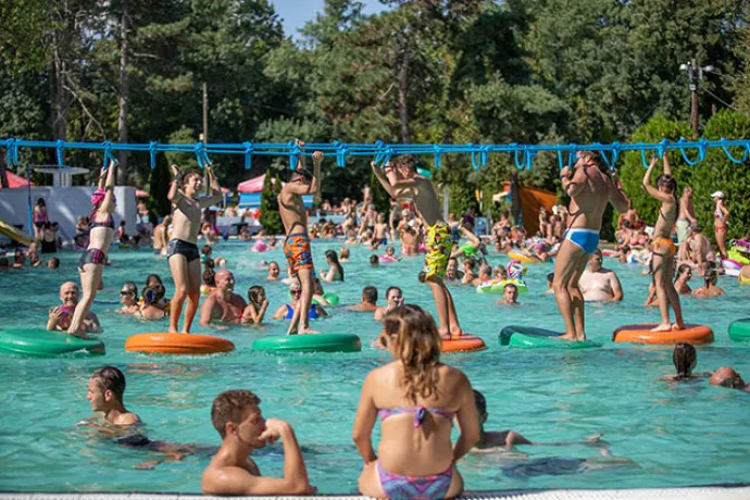Piscina de ştrand