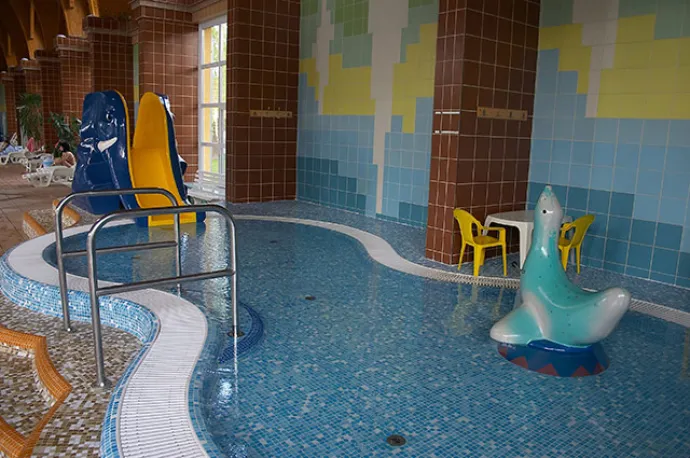 Piscina pentru jocuri
