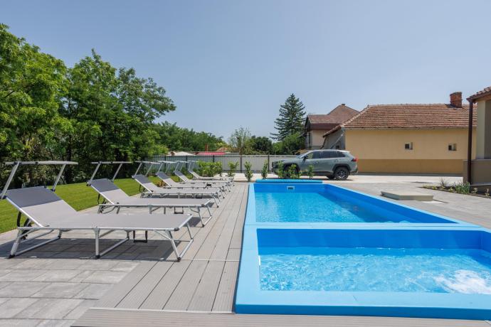 Kecskés Kúria **** Kecskés Kúria ****