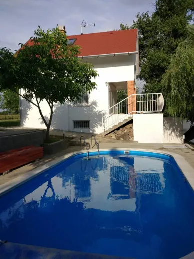 MLT Nyaraló