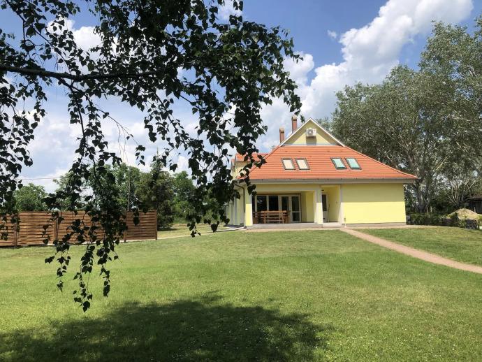 Templom-zugi Vendégház Templom-zugi Vendégház