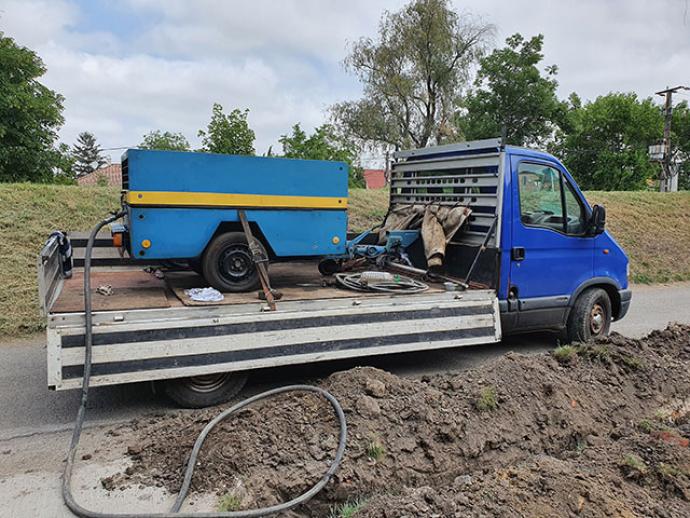 Rafael Róbert Egyéni vállalkozó Gépi földmunka és fuvarozás