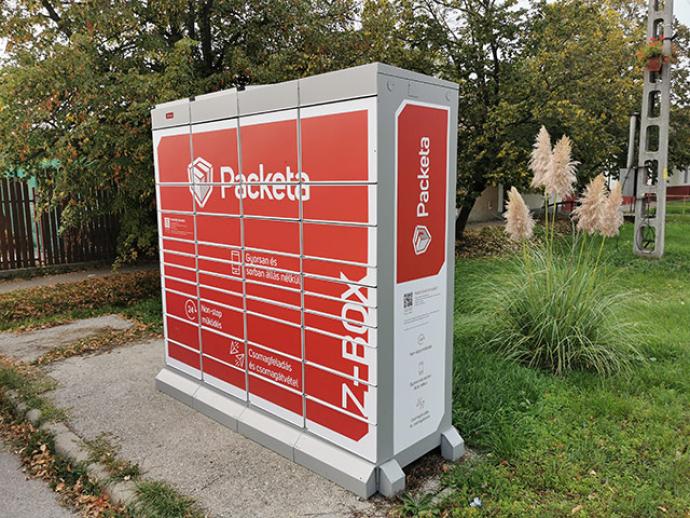 Z-BOX csomagautomata (Hősök tere 8.)
