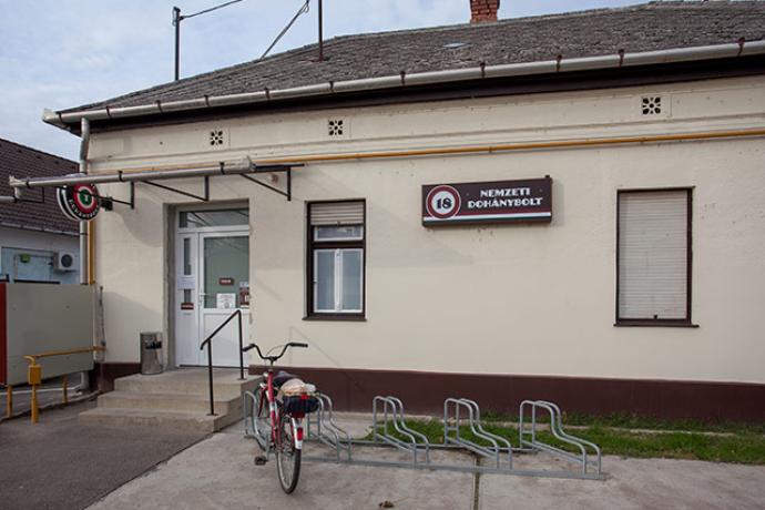 Nemzeti Dohánybolt (II)