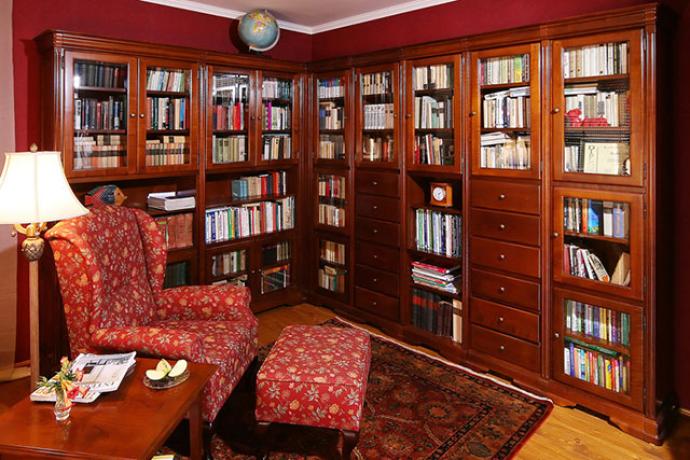 PE-FA Asztalosipari Vállalkozás