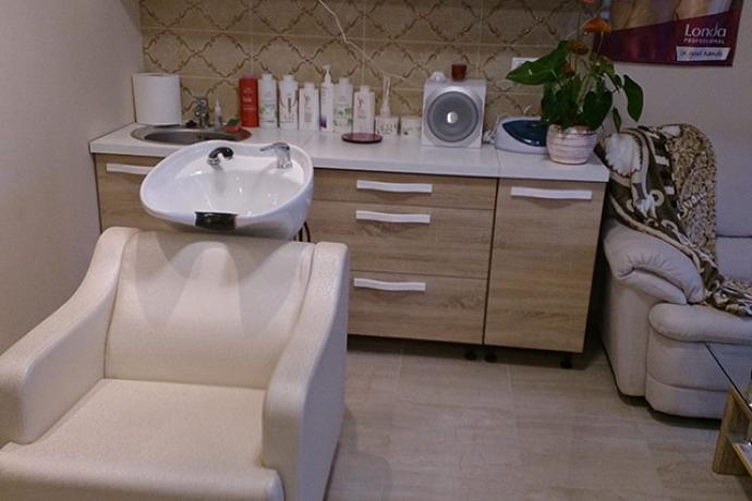 Rózsa Hair &amp; Beauty