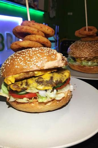 Békési Burger Bár
