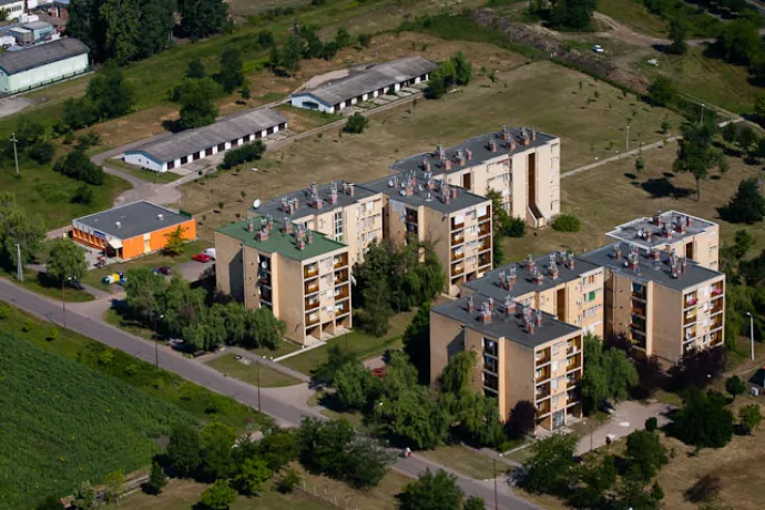 Október 6. Lakótelep